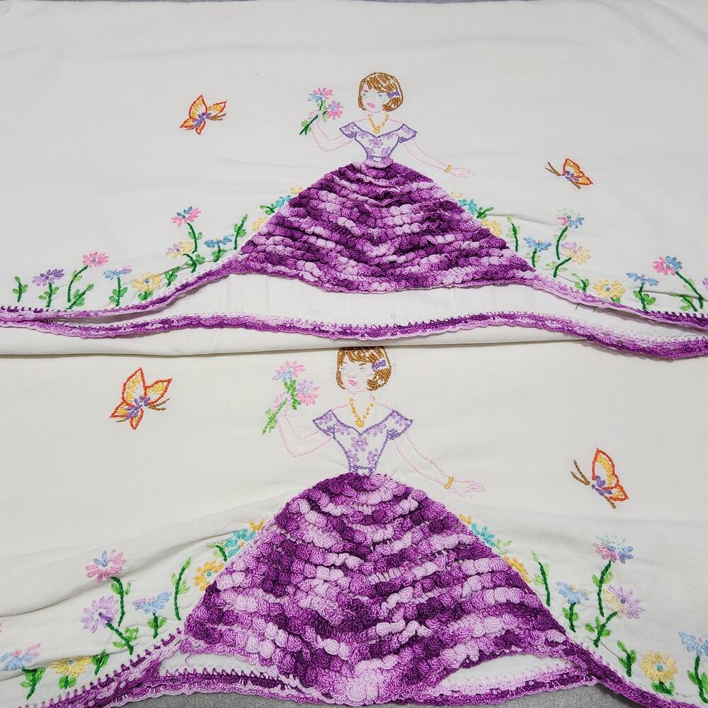Embroidered Crocheted Belle Ball Gown Standard Pillow Cases x2 Handcrafted Vtg